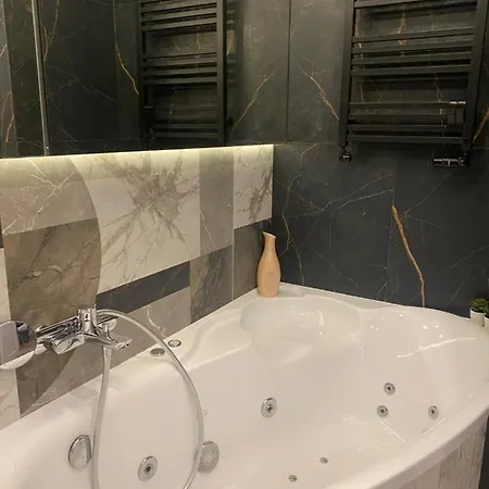 Family&Business Sauna Tężnia Apartments No13 Leśny nad Zalewem z Tarasem i Garażem oraz możliwością wyżywienia - Exclusive New! Kielce Zewnętrze zdjęcie
