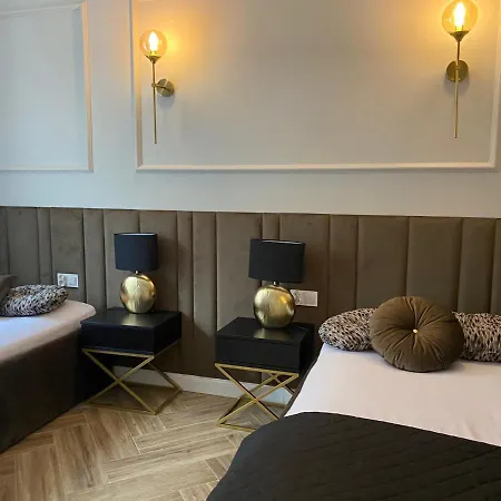 Family & Business Sauna Apartments No13 Lesny Nad Zalewem Cedzyna Unikat -3 Bedroom With Private Sauna, Bath With Hydromassage, Terrace, Garage, Catering Options Kielce Exterior photo