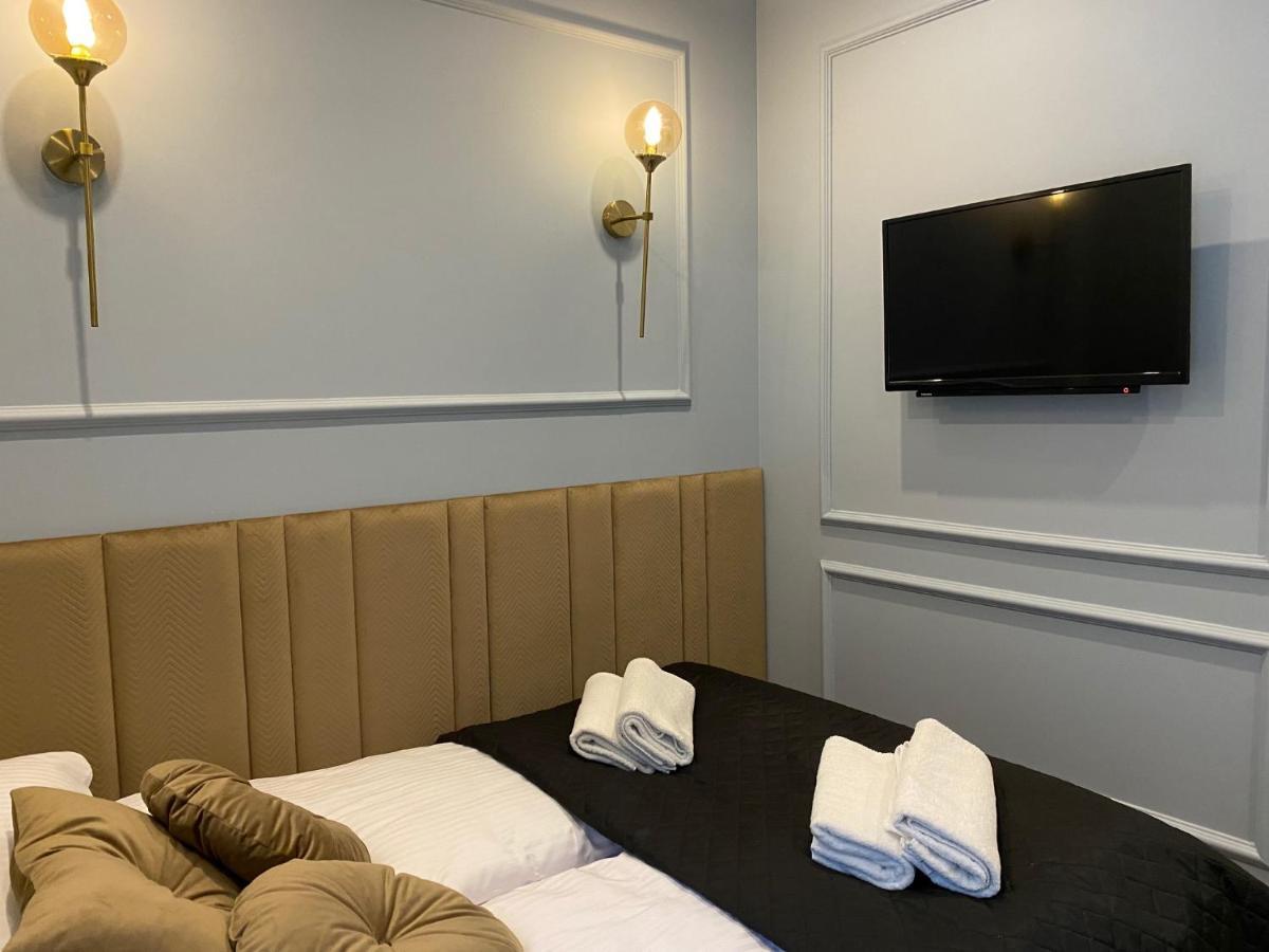 Family Sauna Apartments: Lesny Retreat Apartment Kielce
