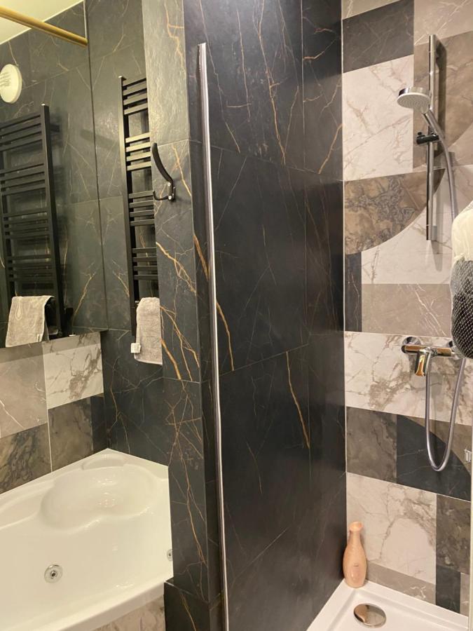 Apartment Family Sauna Apartments: Lesny Retreat Kielce